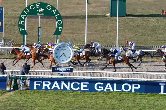 Photo d'arrivée de la course pmu PRIX DU PAYS VALOISIEN à CHANTILLY le Mardi 6 mars 2018