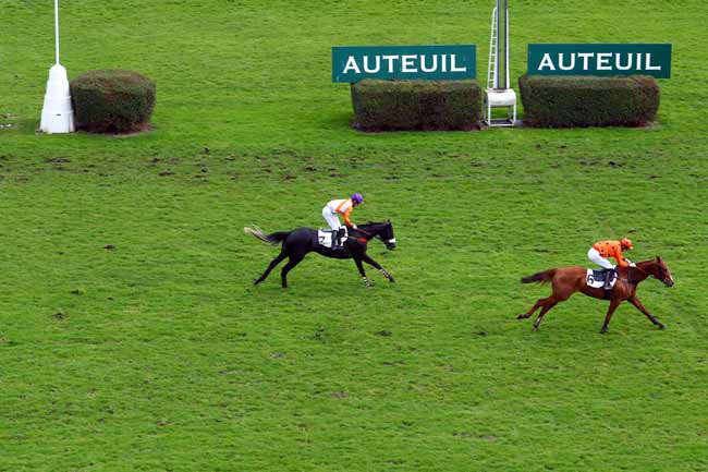 Photo d'arrivée de la course pmu PRIX JEAN-CLAUDE EVAIN à AUTEUIL le Samedi 10 mars 2018