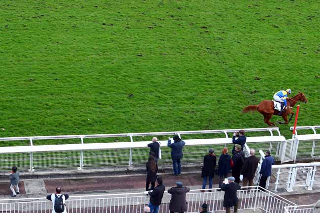 Photo d'arrivée de la course pmu PRIX DE L'YONNE à AUTEUIL le Samedi 10 mars 2018