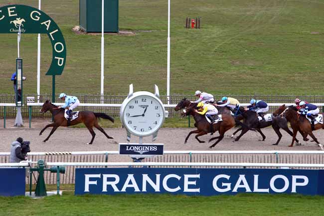 Photo d'arrivée de la course pmu PRIX TALWEG à CHANTILLY le Mardi 13 mars 2018