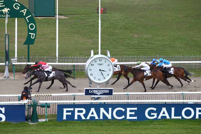 Photo d'arrivée de la course pmu PRIX DES PRINCESSES à CHANTILLY le Lundi 26 mars 2018