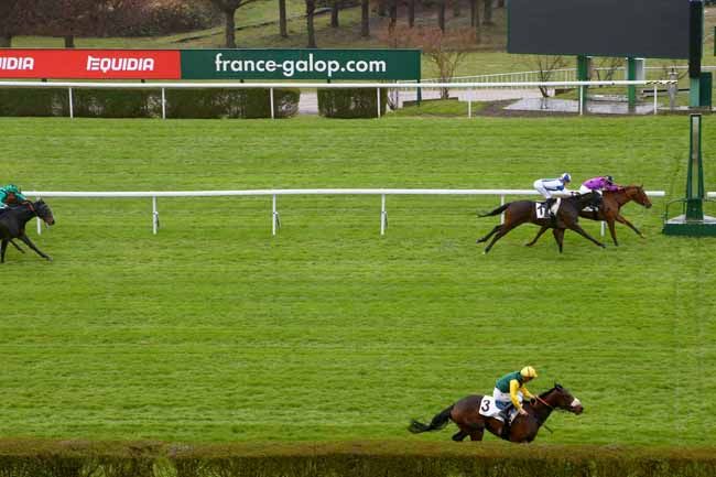 Photo d'arrivée de la course pmu PRIX DE CHATOU à SAINT-CLOUD le Mardi 27 mars 2018