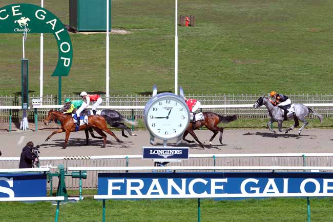 Photo d'arrivée de la course pmu PRIX DE CONFLANS SAINTE-HONORINE à CHANTILLY le Jeudi 29 mars 2018