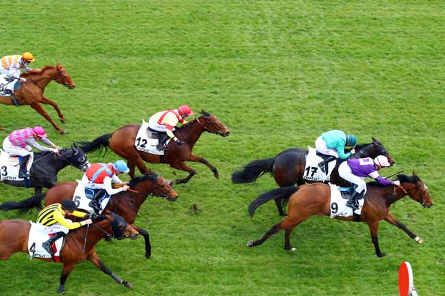Photo d'arrivée de la course pmu PRIX DE LORRAINE à CHANTILLY le Jeudi 29 mars 2018