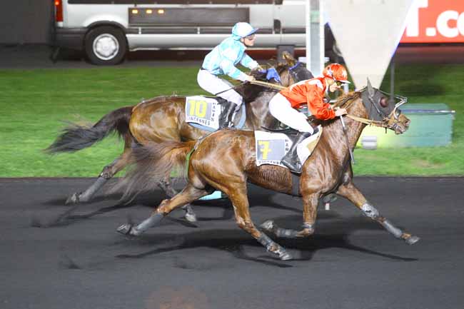Photo d'arrivée de la course pmu PRIX LIBRA à PARIS-VINCENNES le Vendredi 6 avril 2018