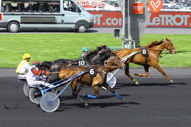 Photo d'arrivée de la course pmu PRIX DE LOUDEAC à PARIS-VINCENNES le Samedi 7 avril 2018