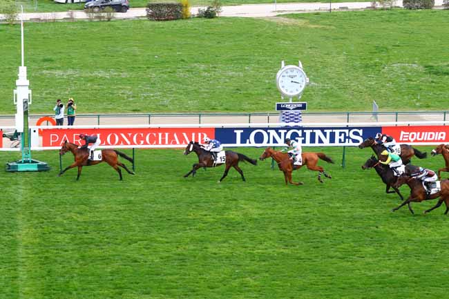 Photo d'arrivée de la course pmu PRIX DU PAVILLON ROYAL à LONGCHAMP le Dimanche 15 avril 2018