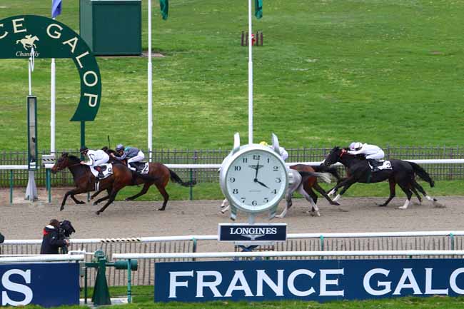 Photo d'arrivée de la course pmu PRIX DU BU à CHANTILLY le Lundi 16 avril 2018