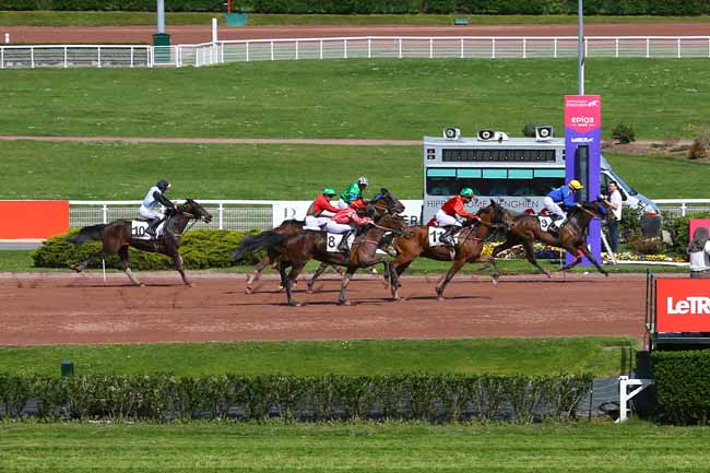 Photo d'arrivée de la course pmu PRIX PROFANE à ENGHIEN le Samedi 21 avril 2018