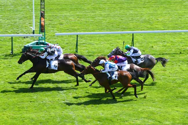 Photo d'arrivée de la course pmu PRIX DE SOLFERINO à LONGCHAMP le Mardi 24 avril 2018