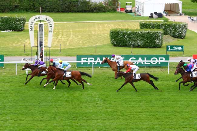 Photo d'arrivée de la course pmu PRIX DE LA GENEVRAYE à MAISONS-LAFFITTE le Mercredi 25 avril 2018