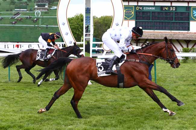Photo d'arrivée de la course pmu PRIX ROMATI à COMPIEGNE le Jeudi 26 avril 2018