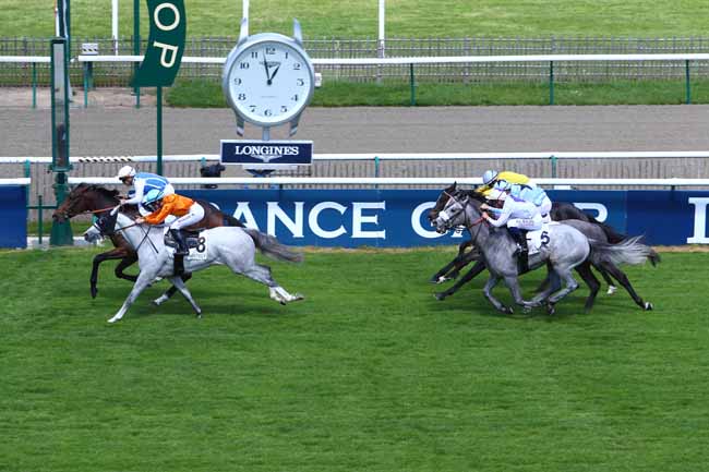 Photo d'arrivée de la course pmu PRIX DE MONGRESIN à CHANTILLY le Vendredi 27 avril 2018
