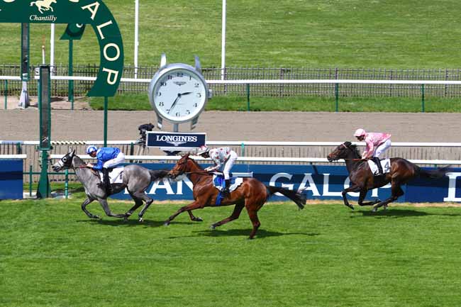 Photo d'arrivée de la course pmu PRIX DE LA FOSSE AUX BICHES à CHANTILLY le Vendredi 27 avril 2018