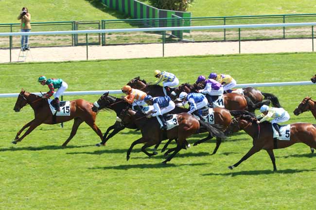 Photo d'arrivée de la course pmu PRIX DE CHEVILLY à LONGCHAMP le Jeudi 3 mai 2018