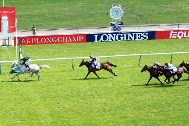 Photo d'arrivée de la course pmu PRIX GOLD RIVER - FONDS EUROPEEN DE L'ELEVAGE à LONGCHAMP le Jeudi 3 mai 2018