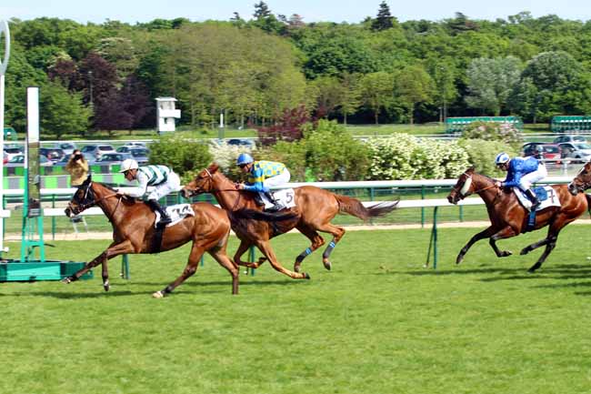 Photo d'arrivée de la course pmu PRIX DE GLATIGNY à LONGCHAMP le Jeudi 3 mai 2018