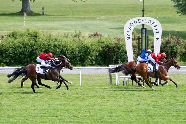 Photo d'arrivée de la course pmu PRIX LES ALLUETS-LE-ROI à MAISONS-LAFFITTE le Mercredi 9 mai 2018