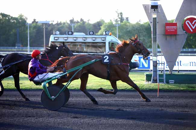 Photo d'arrivée de la course pmu PRIX CETUS à PARIS-VINCENNES le Vendredi 18 mai 2018