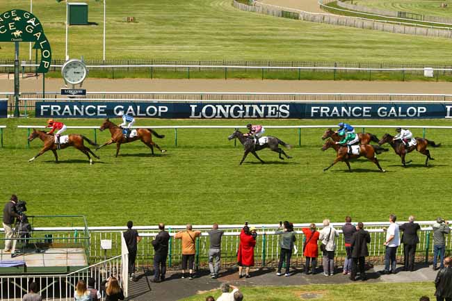 Photo d'arrivée de la course pmu PRIX DE LA CHAPELLE-EN-SERVAL à CHANTILLY le Vendredi 18 mai 2018