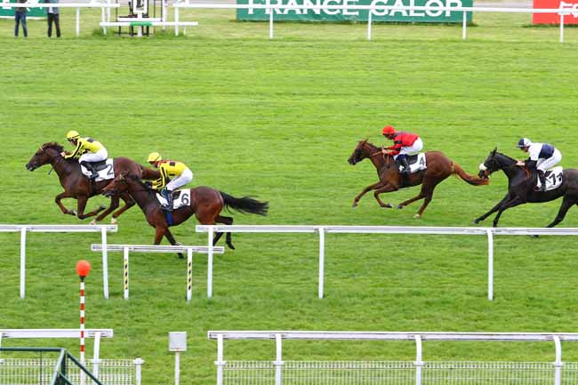 Photo d'arrivée de la course pmu PRIX DE VAUREAL à MAISONS-LAFFITTE le Vendredi 1 juin 2018