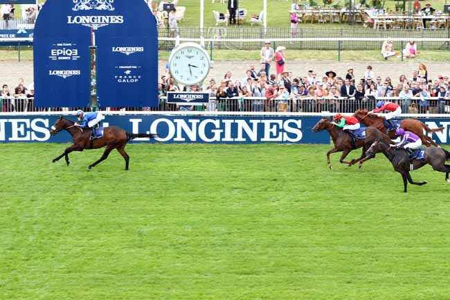 Photo d'arrivée de la course pmu PRIX PAUL DE MOUSSAC LONGINES à CHANTILLY le Dimanche 17 juin 2018