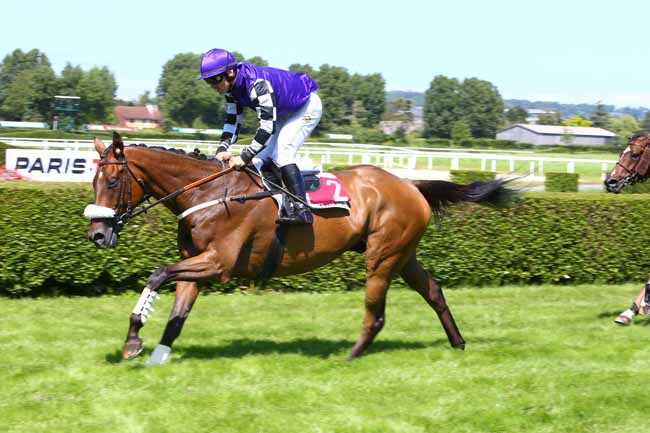 Photo d'arrivée de la course pmu PRIX TREMBLEUR à CLAIREFONTAINE le Lundi 18 juin 2018