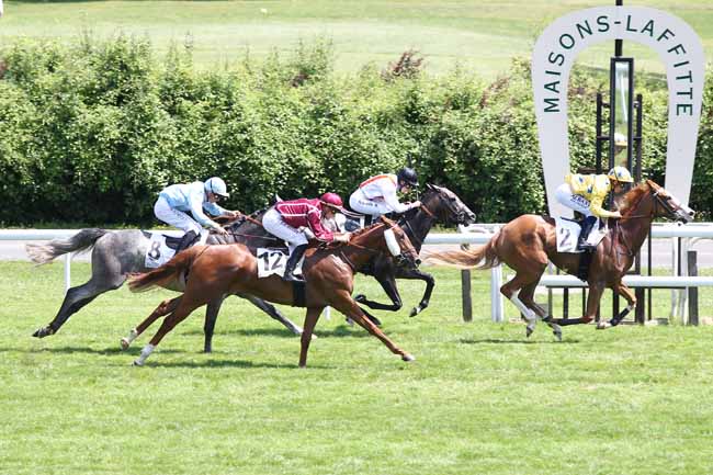 Photo d'arrivée de la course pmu PRIX DE L'ETOILE DU BOUT DU MONDE à MAISONS-LAFFITTE le Mercredi 20 juin 2018