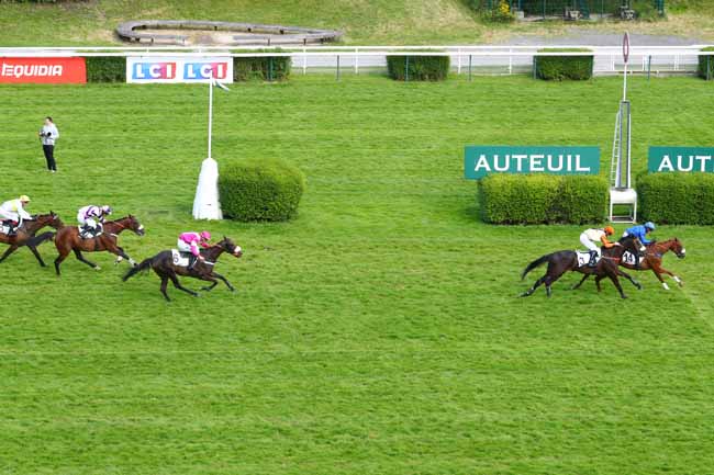 Photo d'arrivée de la course pmu PRIX KATKO à AUTEUIL le Jeudi 21 juin 2018