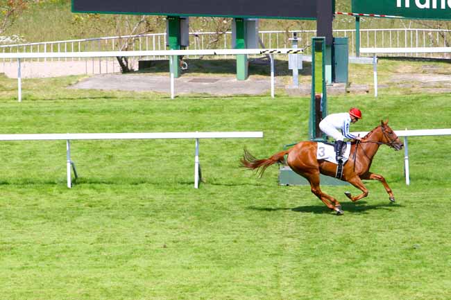Photo d'arrivée de la course pmu PRIX DE CORNEVILLE à SAINT-CLOUD le Lundi 25 juin 2018