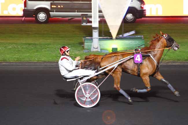 Photo d'arrivée de la course pmu PRIX GARUMNA à PARIS-VINCENNES le Mardi 26 juin 2018