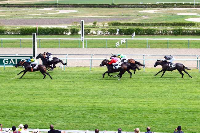 Photo d'arrivée de la course pmu PRIX DE GASSARD à DEAUVILLE le Mardi 3 juillet 2018