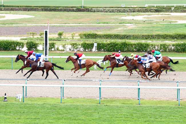 Photo d'arrivée de la course pmu PRIX DE SAINT-BENOIT-D'HEBERTOT à DEAUVILLE le Mardi 3 juillet 2018