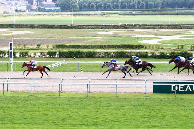 Photo d'arrivée de la course pmu PRIX DE MORICAND à DEAUVILLE le Mercredi 4 juillet 2018