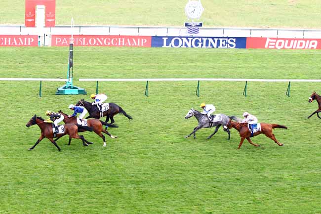 Photo d'arrivée de la course pmu PRIX DU VIEUX COLOMBIER à LONGCHAMP le Jeudi 5 juillet 2018