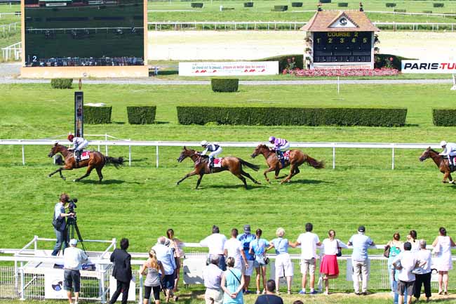 Photo d'arrivée de la course pmu PRIX VILLE DE TROUVILLE-SUR-MER à CLAIREFONTAINE le Samedi 7 juillet 2018