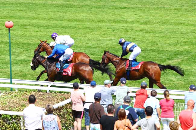 Photo d'arrivée de la course pmu QATAR PRIX DE SAINT-HYMER à DEAUVILLE le Dimanche 8 juillet 2018