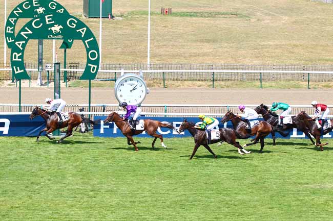 Photo d'arrivée de la course pmu PRIX DE CHAUMONTEL à CHANTILLY le Vendredi 27 juillet 2018
