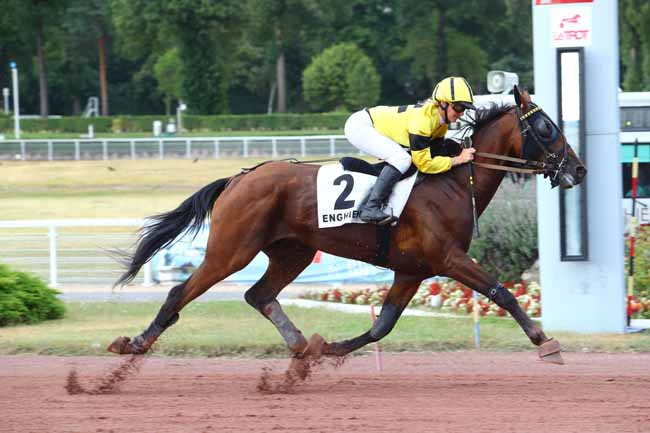Photo d'arrivée de la course pmu PRIX DE LA PLACE MAUBERT à ENGHIEN le Dimanche 29 juillet 2018