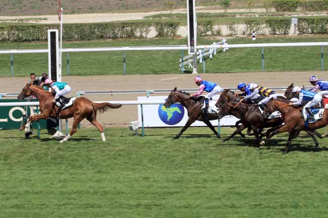 Photo d'arrivée de la course pmu PRIX VALPARAISO SPORTING CLUB - PRIX DE REUX à DEAUVILLE le Dimanche 5 août 2018