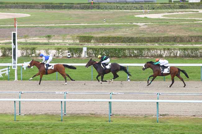 Photo d'arrivée de la course pmu PRIX DE LA VERONNE à DEAUVILLE le Mardi 7 août 2018