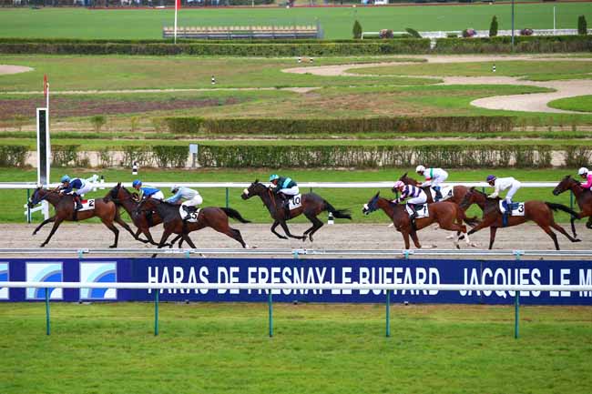 Photo d'arrivée de la course pmu PRIX DE CLARBEC à DEAUVILLE le Dimanche 12 août 2018