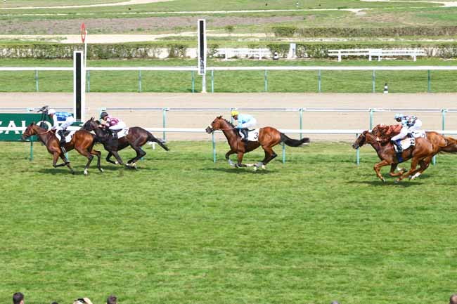 Photo d'arrivée de la course pmu PRIX DE SASSY à DEAUVILLE le Jeudi 16 août 2018