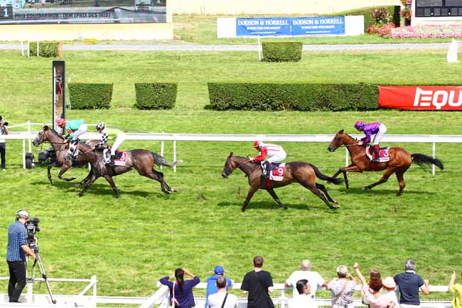 Photo d'arrivée de la course pmu PRIX DES IRIS à CLAIREFONTAINE le Vendredi 17 août 2018