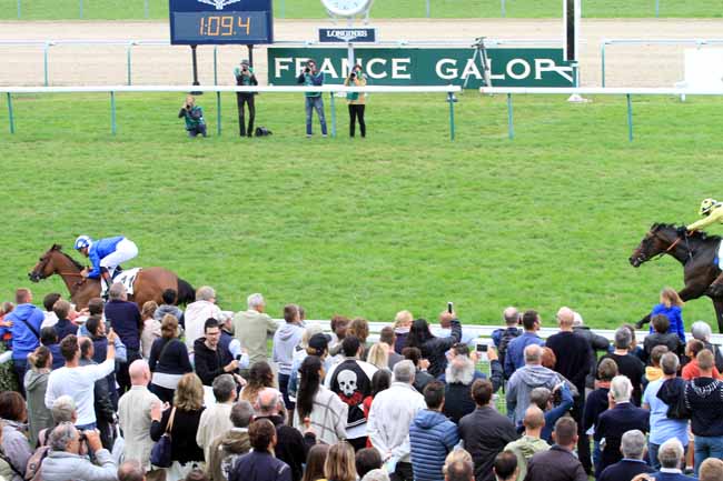 Photo d'arrivée de la course pmu PRIX DE MEAUTRY BARRIERE à DEAUVILLE le Dimanche 26 août 2018