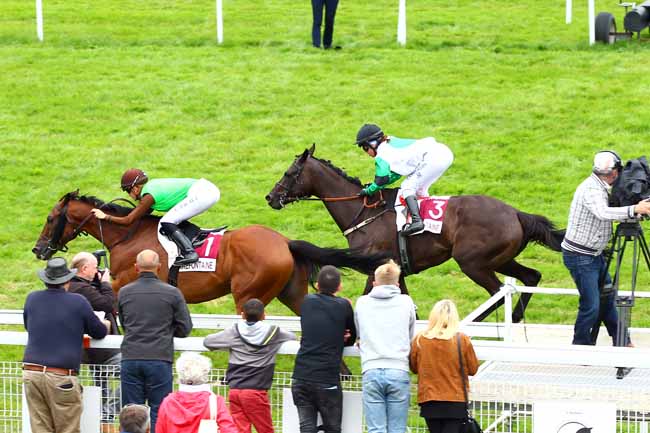 Photo d'arrivée de la course pmu PRIX DES CLEMATITES à CLAIREFONTAINE le Lundi 27 août 2018