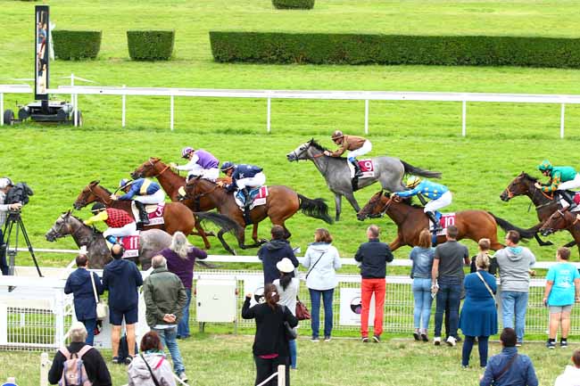 Photo d'arrivée de la course pmu PRIX NORTH JET à CLAIREFONTAINE le Lundi 27 août 2018