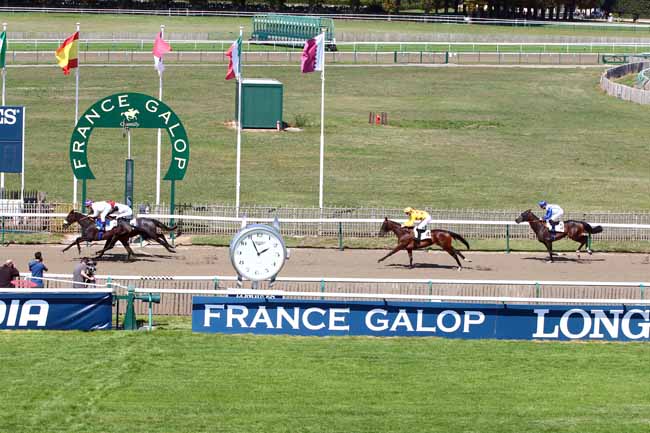 Photo d'arrivée de la course pmu PRIX DE LA ROUTE CHAPON à CHANTILLY le Samedi 1 septembre 2018