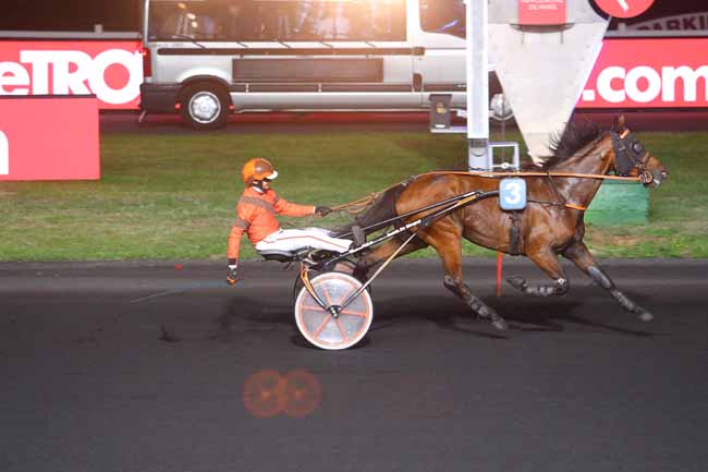 Photo d'arrivée de la course pmu PRIX BADENIA à PARIS-VINCENNES le Mardi 4 septembre 2018