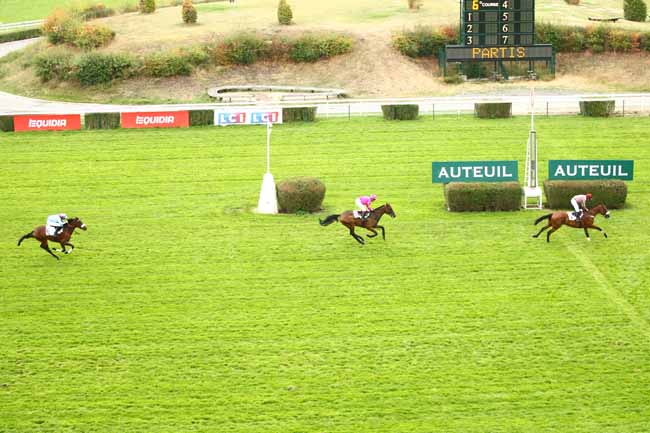 Photo d'arrivée de la course pmu PRIX HENRI GLEIZES à AUTEUIL le Jeudi 13 septembre 2018